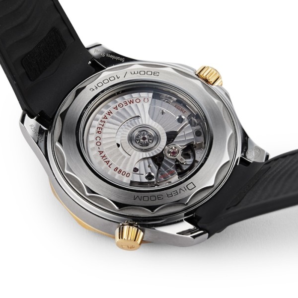 Replica Omega Seamaster Men Automatic Black Rubber Watch O21022422001001 - Image 3