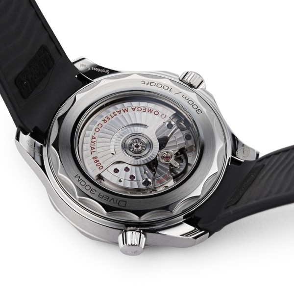 Replica Omega Seamaster Men Automatic Black Rubber Watch O21032422001001 - Image 3