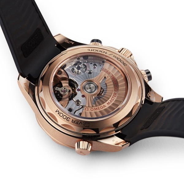 Replica Omega Seamaster Men Automatic Black Rubber Watch O21062445101001 - Image 4