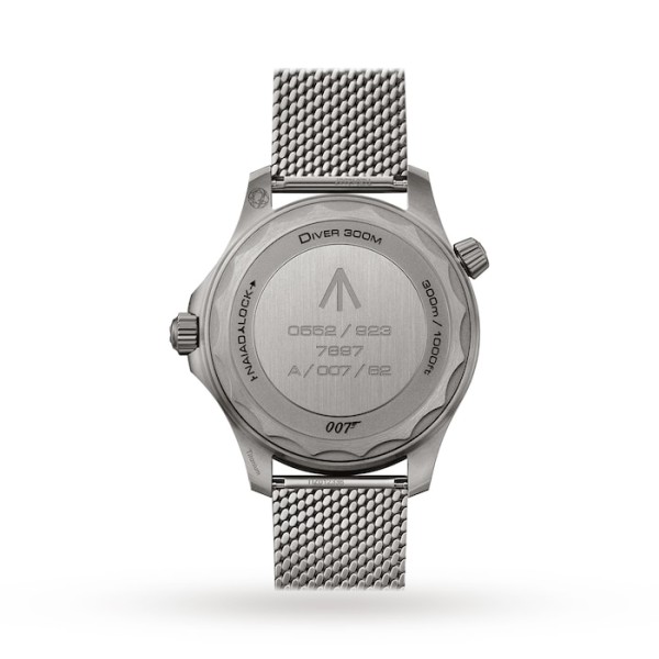 A Omega Seamaster Men Automatic Black Titanium 007 Replica Watches - Image 2