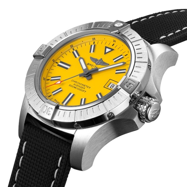 Replica Breitling Avenger Men Automatic Yellow Leather Watch A17319101I1X2 - Image 5