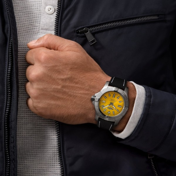 Replica Breitling Avenger Men Automatic Yellow Leather Watch A17319101I1X2 - Image 3