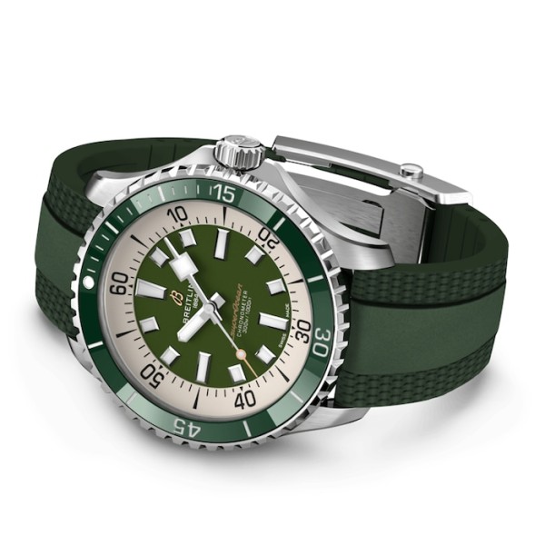 Replica Breitling Superocean Men Automatic Green Rubber Watch A17376A31L1S1 - Image 4